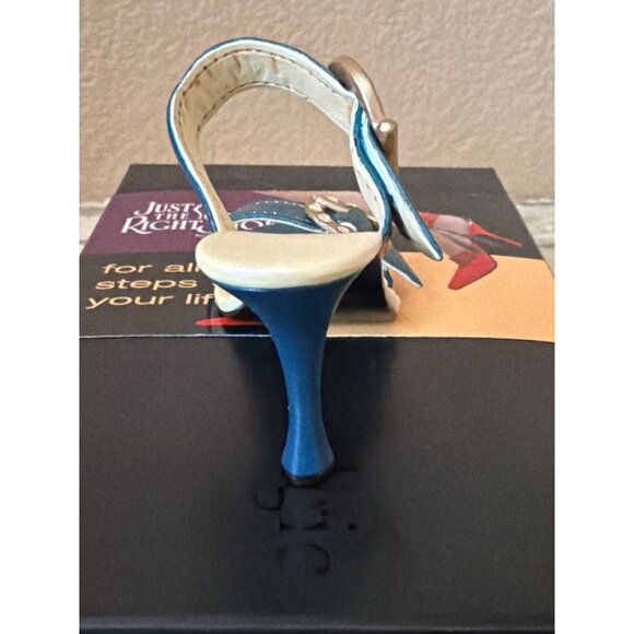 Just The Right Shoe by Raine Lady Luck 2003 #25455 Stepping Out NEW in Box - Picture 8 of 12
